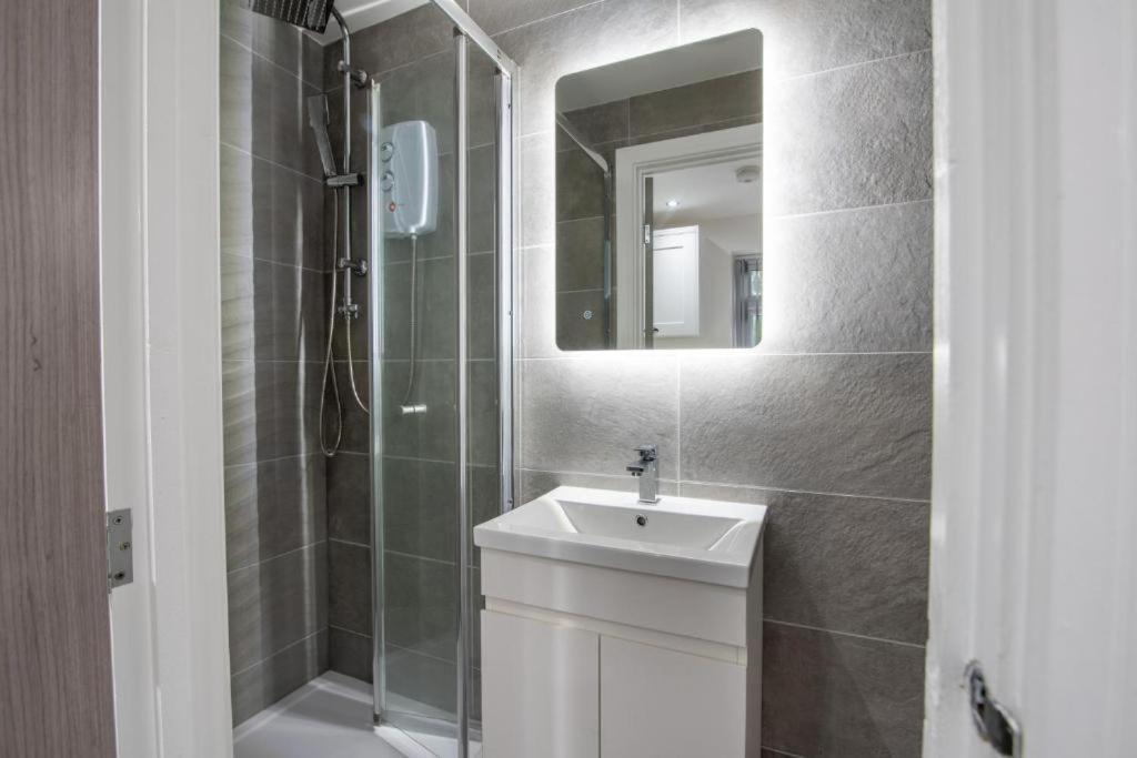 Luxurious Apartments - In Cardiff Exterior foto